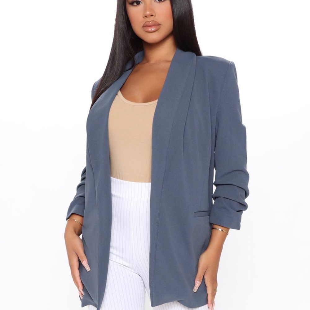 BRAND NWT Blazer (Indigo) sz L